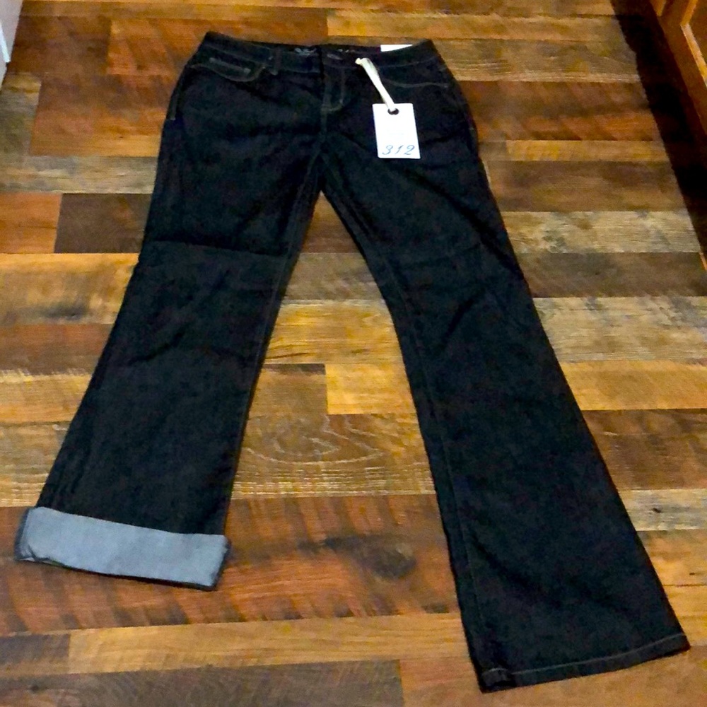 NWT The Limited Bootcut 312 jeans Size 6